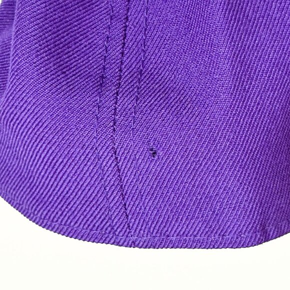 Mitchell & Ness Minnesota Vikings 2 Tone Fitted Hat Cap NFL 7 1/4 - Picture 7 of 9